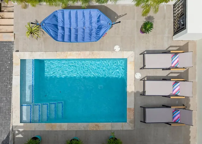 Villa With Pool, Gym & Jacuzzi - Jan Thiel Curacao