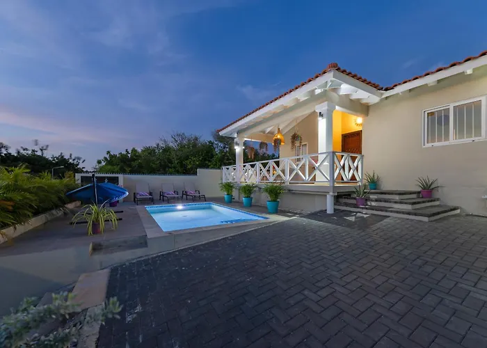 Villa With Pool, Gym & Jacuzzi - Jan Thiel Curacao